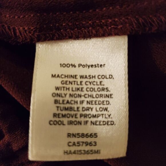 Halogen Wrap Front Peplum Top size Petite Small in Plum - Picture 11 of 11